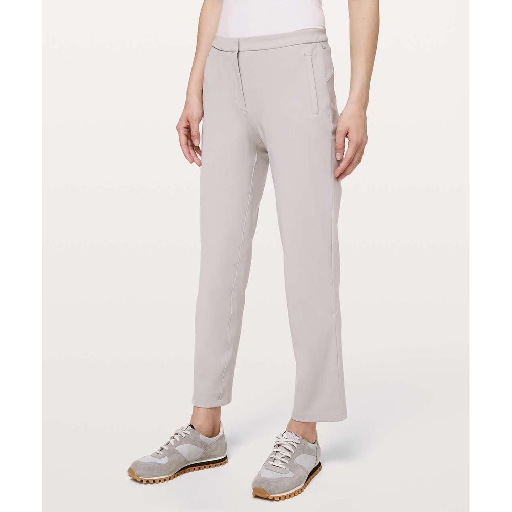Lululemon NWT On the Move Pant *lightweight - Size 8 - MSRP $128